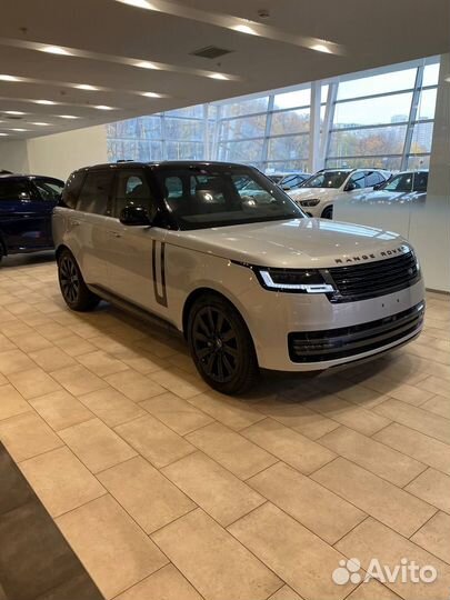 Land Rover Range Rover 4.4 AT, 2023, 50 км