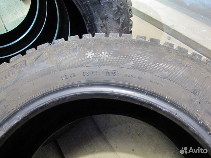 Michelin X-Ice North 3 215/60 R16 99T