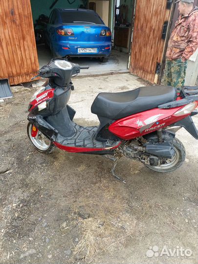Скутер Racer