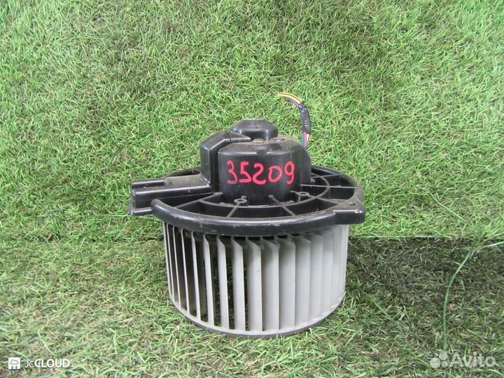 Мотор печки на honda accord wagon CF6 F23A