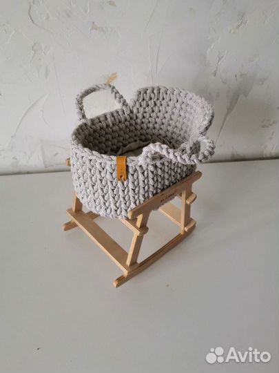 Игршка колыбель с малышом