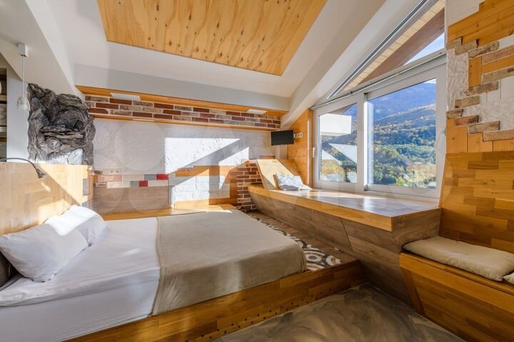 Квартира-студия, 40 м², 3/3 эт.