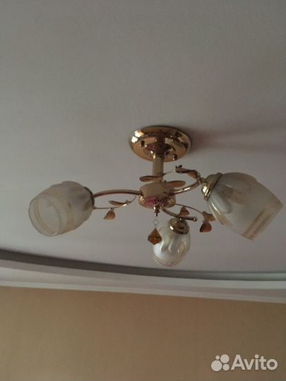 Люстра в зал