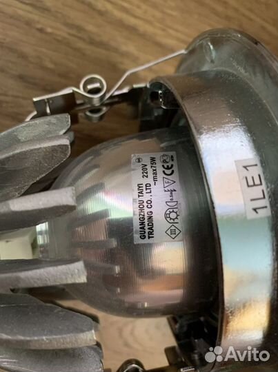 Светильник встраиваемый