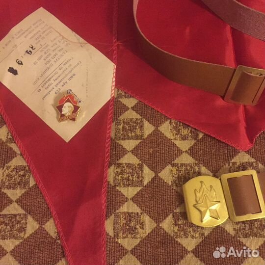 Пионерский галстук пилотка значок набор СССР 4