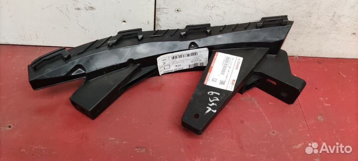 Кронштейн крепления фары левой Haval F7