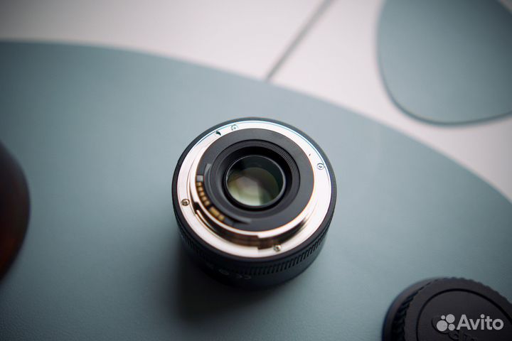 Yongnuo ef 35mm f 2.0 полный кадр