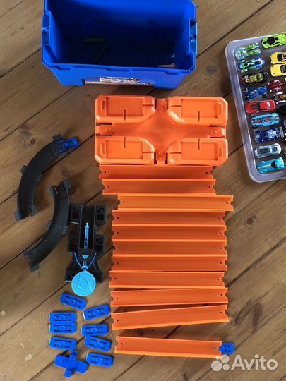 Hot wheels набор и 38 машинок