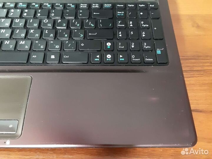 Ноутбук asus K53S I5/HD7610M/4gb/SSD256gb