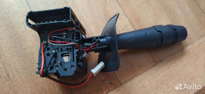 Подрулевой переключатель LADA largus