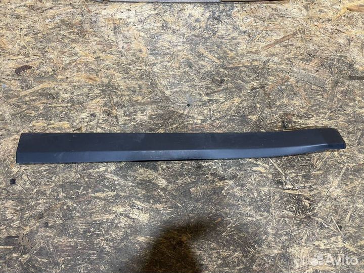 Молдинг двери передней левой Jeep Compass 2 2019