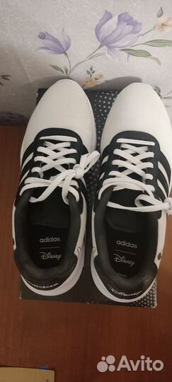 Кроссовки adidas x disney Mickey Mouse