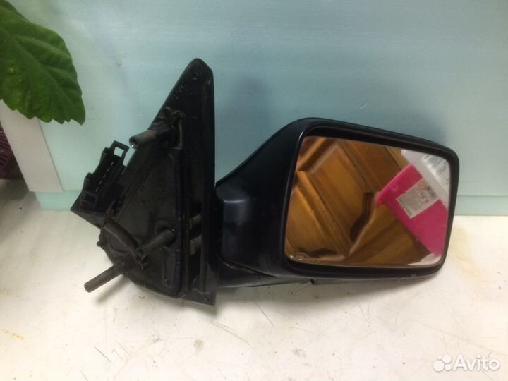 Зеркало правое