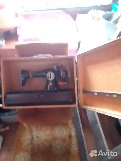 Швейная машина Подольск ручная