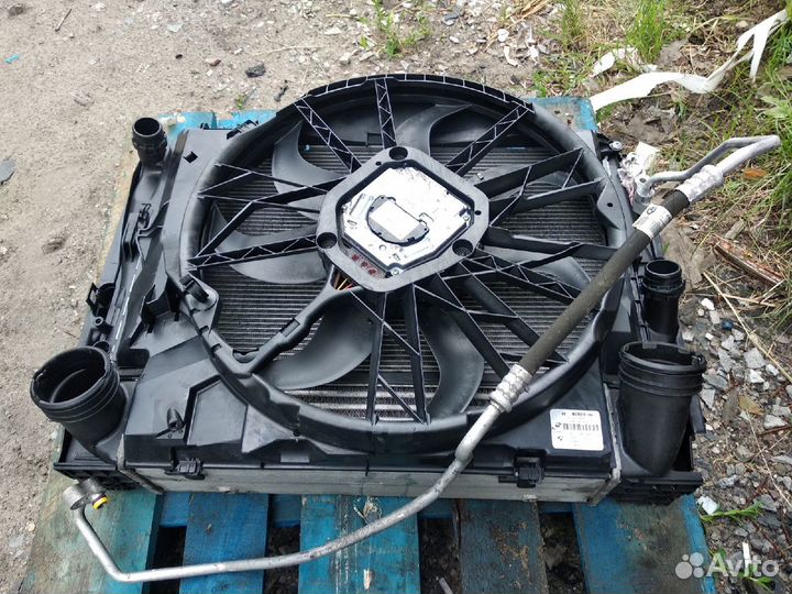 Касета радиаторов в сборе бмв е90 330D дизель М57