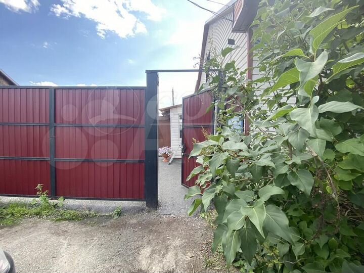 Дом 65 м² на участке 5,5 сот.