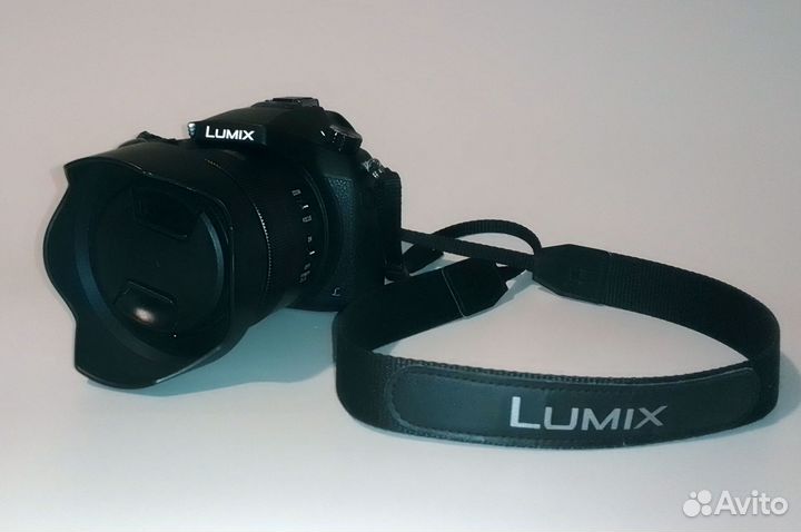 Фотоаппарат Panasonic Lumix FZ1000