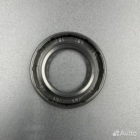 Сальник распредвала Suzuki DF60/DF70 09283-32041