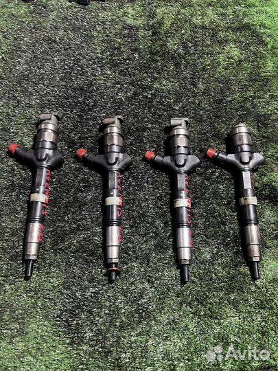 Форсунки Toyota Avensis 2.0