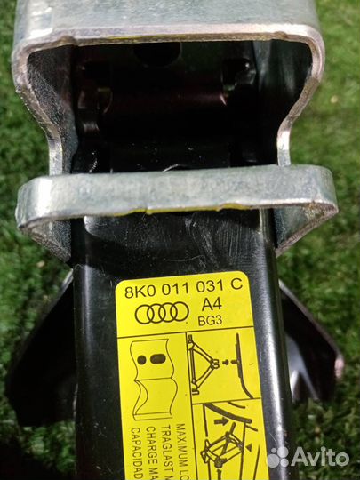 Домкрат Audi A4 B8 cdhb (1.8T) 2008