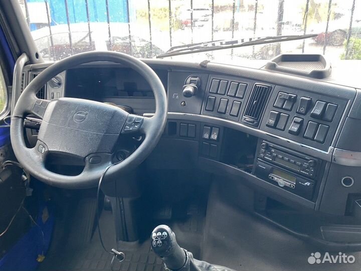 Панель приборов Volvo FH