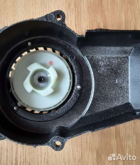 Крышка под инерционный стартер