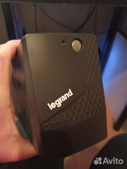 Источник бесперебойного питания