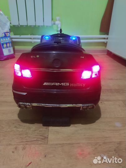 Машина каталка mercedes