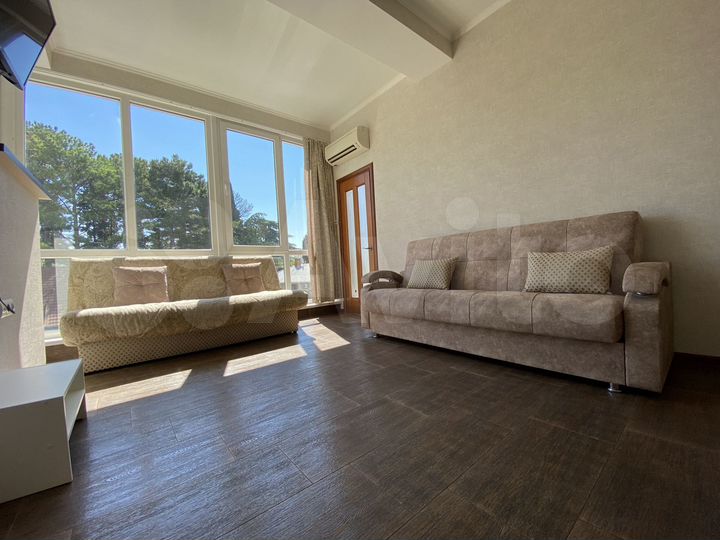 2-к. квартира, 70 м², 8/9 эт.