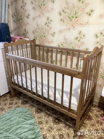 Детская кроватка качалка