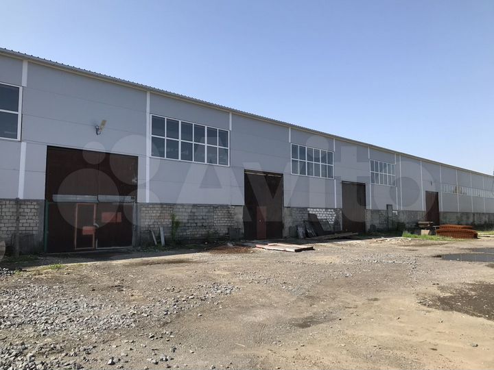 Нежилое помещение, 2700 м²