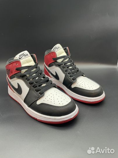 Кроссовки nike air jordan