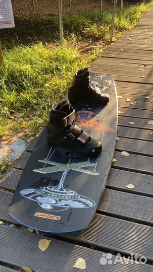 Крепления obrien и доска для вейкборда slingshot
