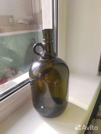 Бутылка стеклянная
