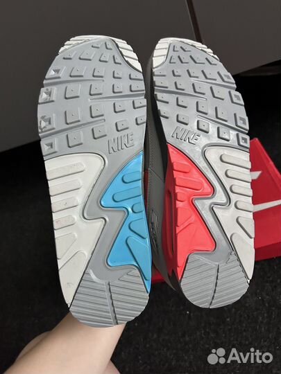 Кроссовки мужские nike