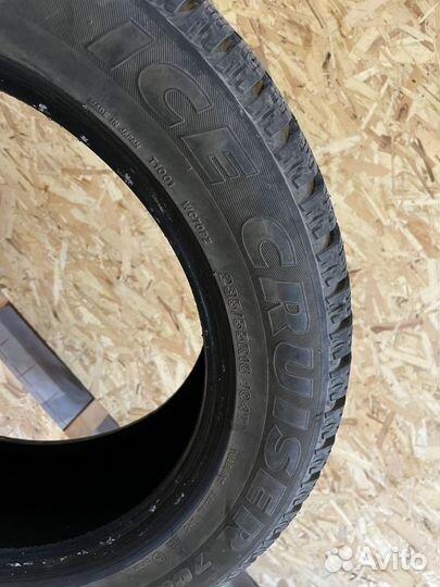 Bridgestone Ice Cruiser 7000 235/55 R18