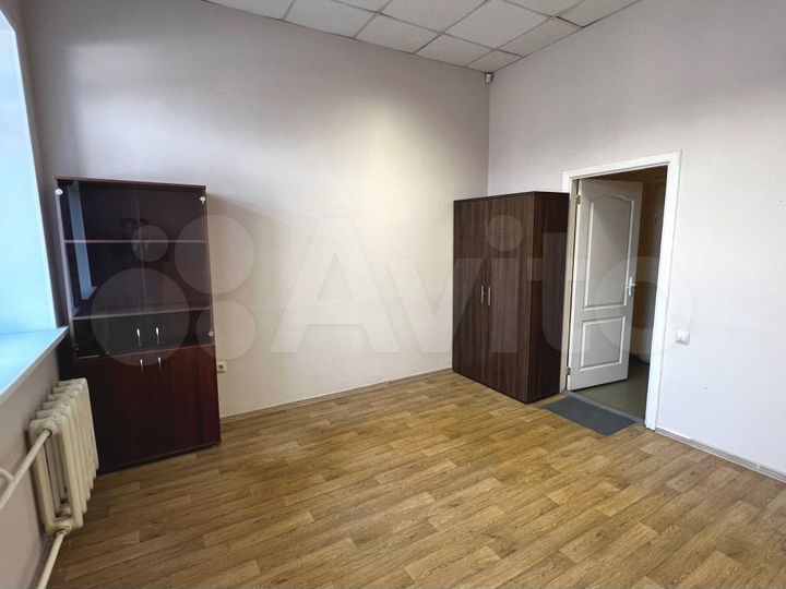 Офис 15.6м² на пересечении пр.Кирова и ул.Вольской
