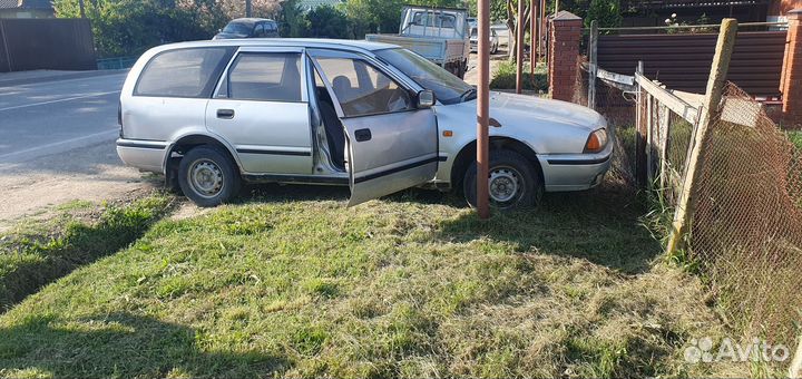Nissan Avenir 2.0 AT, 1990, 198 532 км