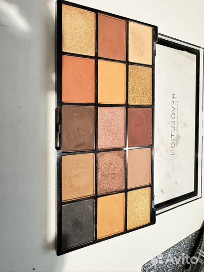 Палетка теней revolution - velvet rose