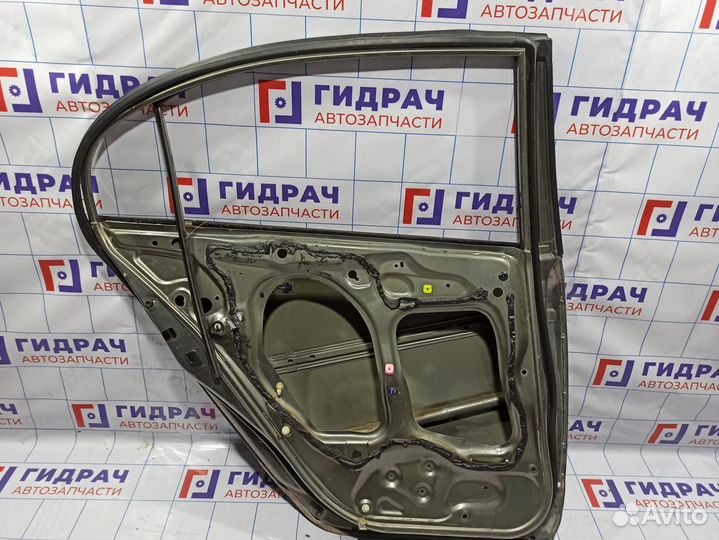 Дверь задняя левая Honda Civic 4D 8. Сколы.Коррози