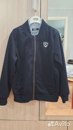 Кардиган,кофта 134-140 для мальчика