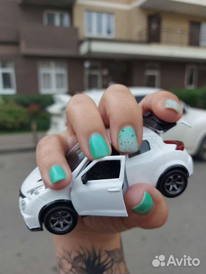 Маникюр, педикюр с выездом на дом