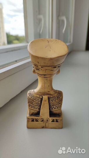 Бюст Нефертити