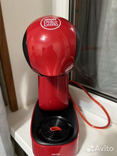 Капсульная кофемашина dolce gusto