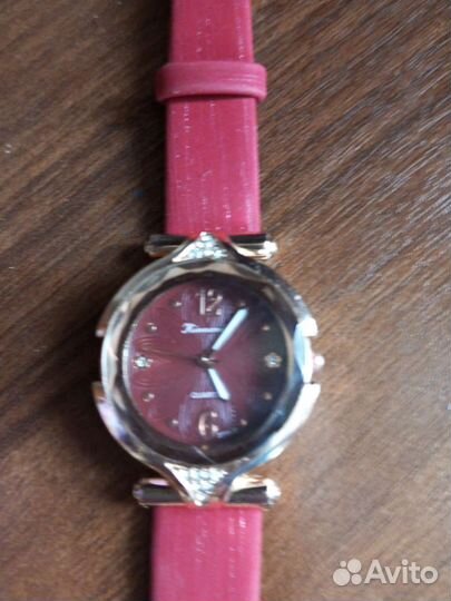 Часы женские наручные
