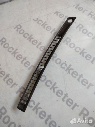 Дефлектор торпедо Nissan Fuga 2006