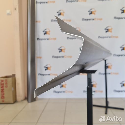 Кузовные пороги FAW Vita ремонтные левый