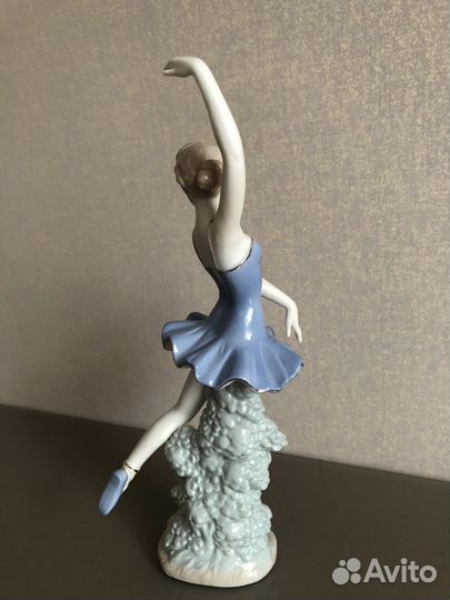 Статуэтка фарфор балерина