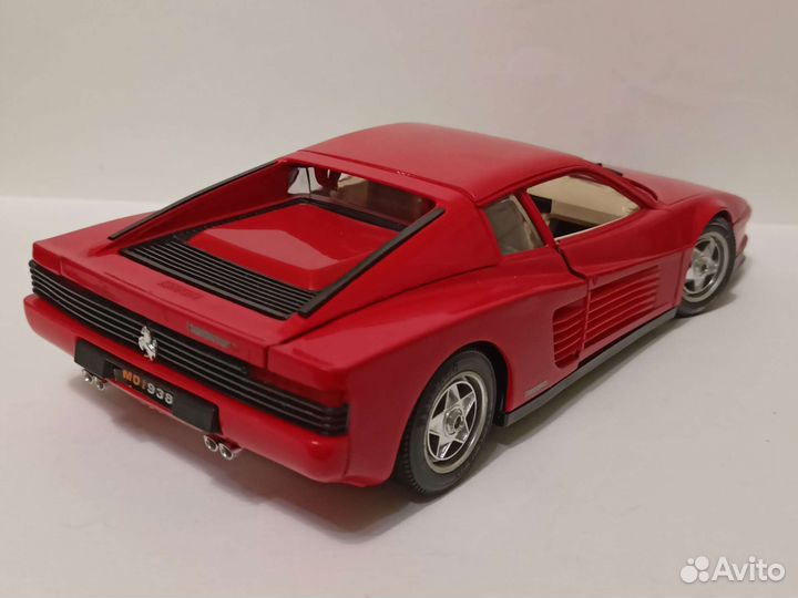 1:18 Burago Ferrari Testarossa