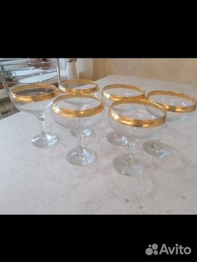 Бокалы фужеры рюмки